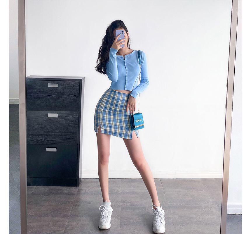 mini skirt model image-S1L29
