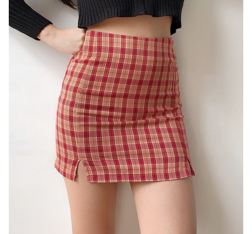 mini skirt model image-S4L23