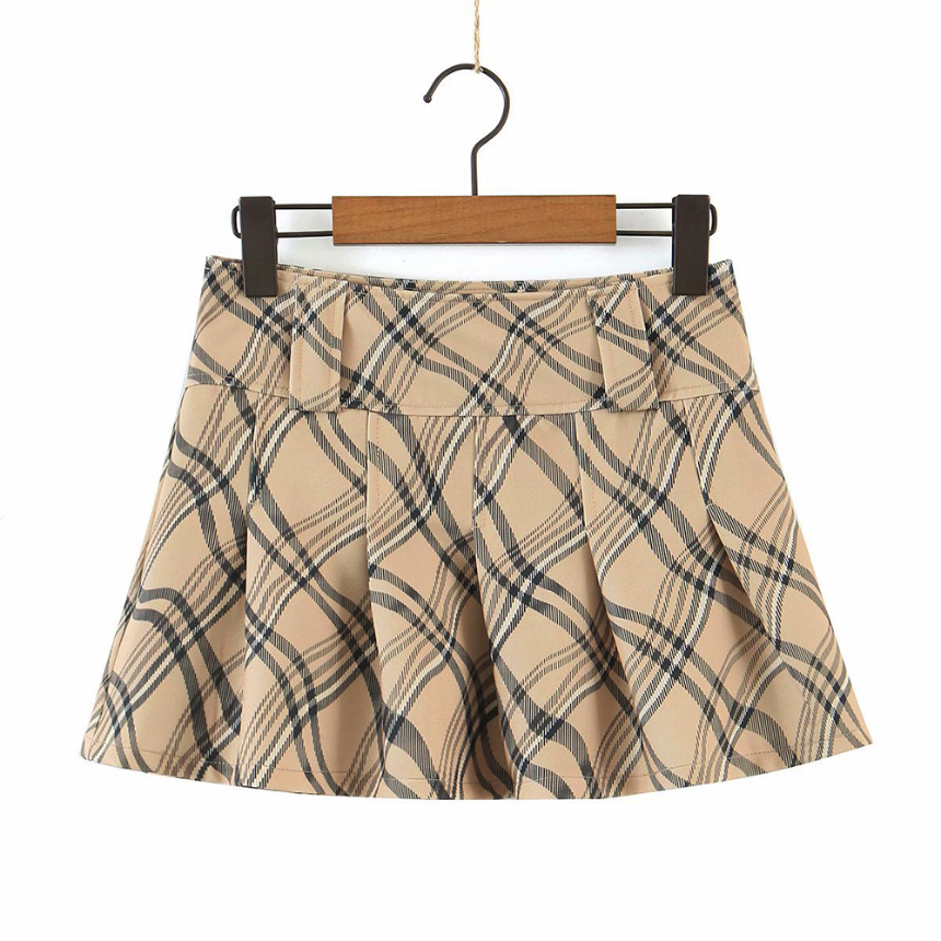 mini skirt detail image-S1L38