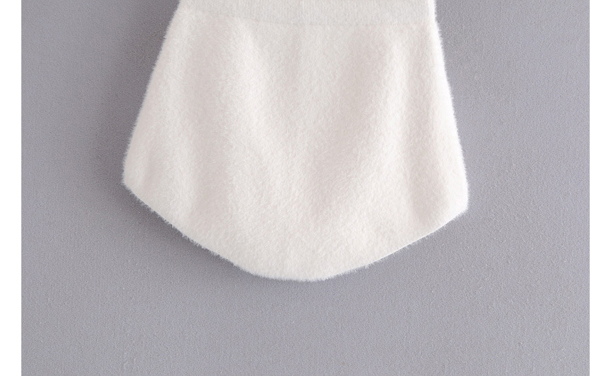 mini skirt detail image-S1L50