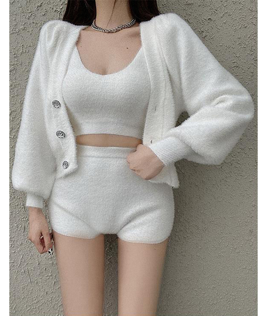 mini skirt model image-S1L46