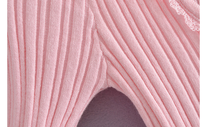 long sleeved tee detail image-S1L43